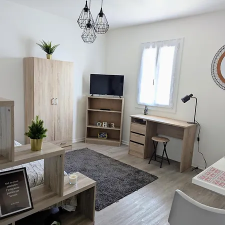 Apartmán 5min Gare, Centre, Thermes, Wifi Fibre *