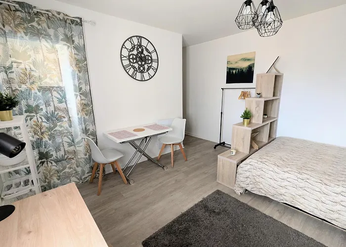 Apartman Le De La Gare, 5min Gare, Centre ,thermes *