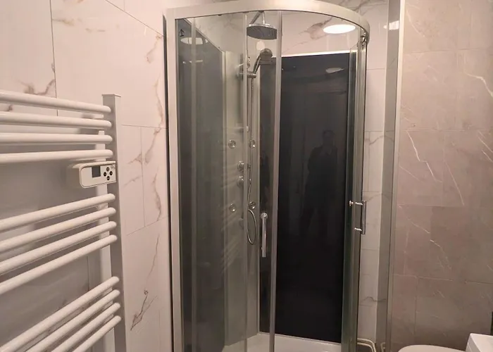 Lägenhet Le De La Gare, 5min Gare, Centre ,thermes *